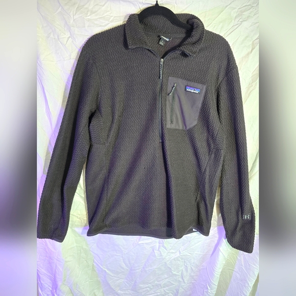 GUC - Patagonia R1 Air Zip Neck Black L - Picture 2 of 9
